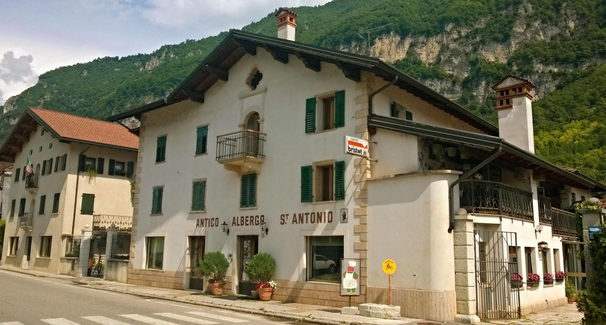 Antico Albergo Sant'Antonio Fonzaso Ngoại thất bức ảnh